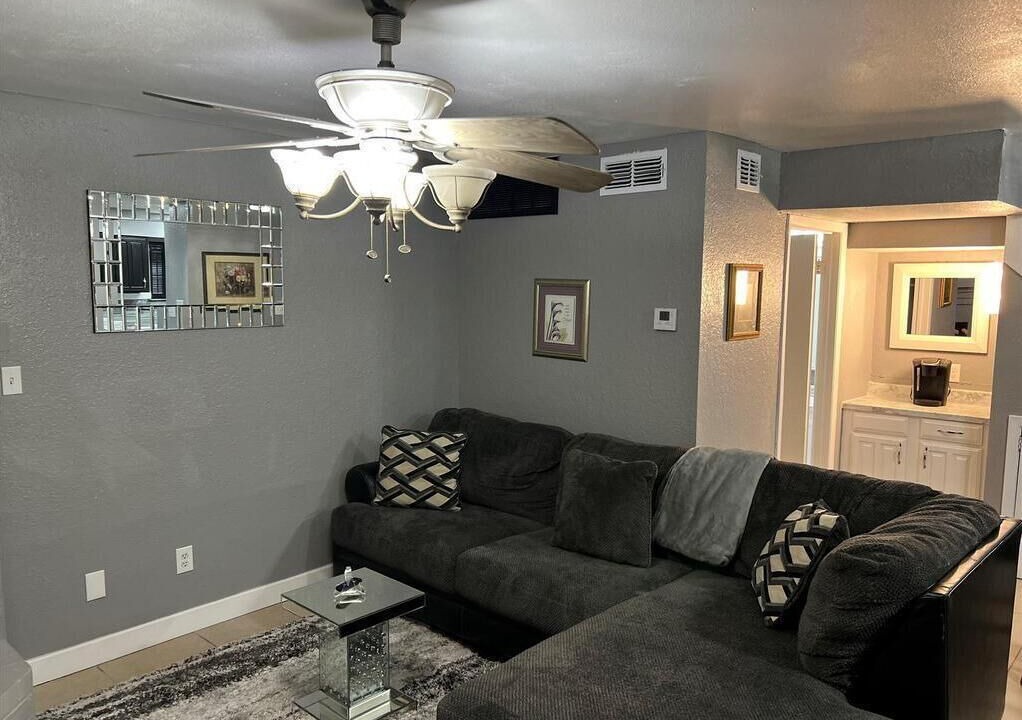 Photo of Livingroom in Shreveport