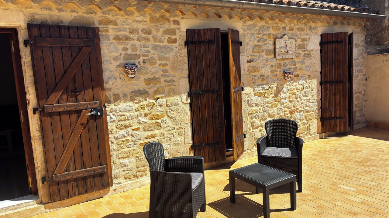 Photo of Patio Balcony in Saint-Sauveur-de-Cruzieres