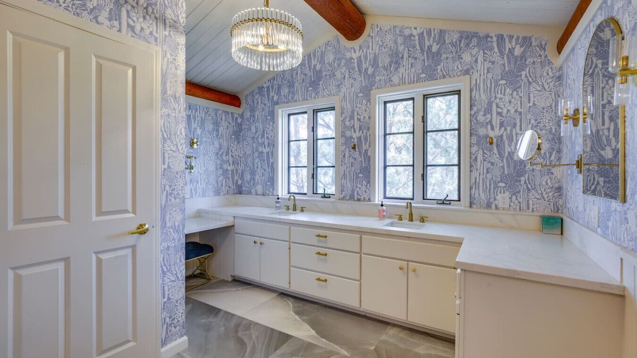Photo of Bathroom in Alpine