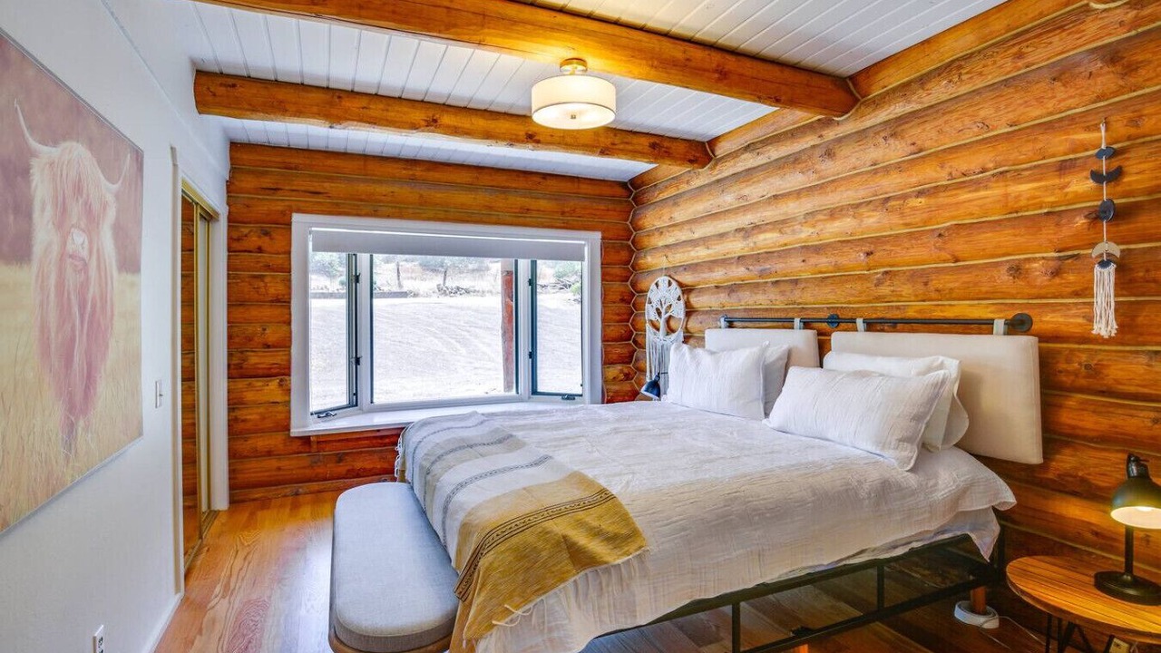 Photo of Bedroom in Alpine