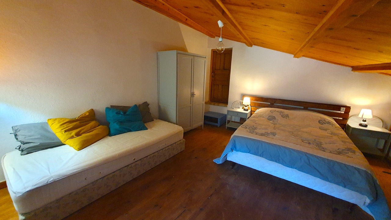 Photo of Bedroom in La Motte-Chalancon
