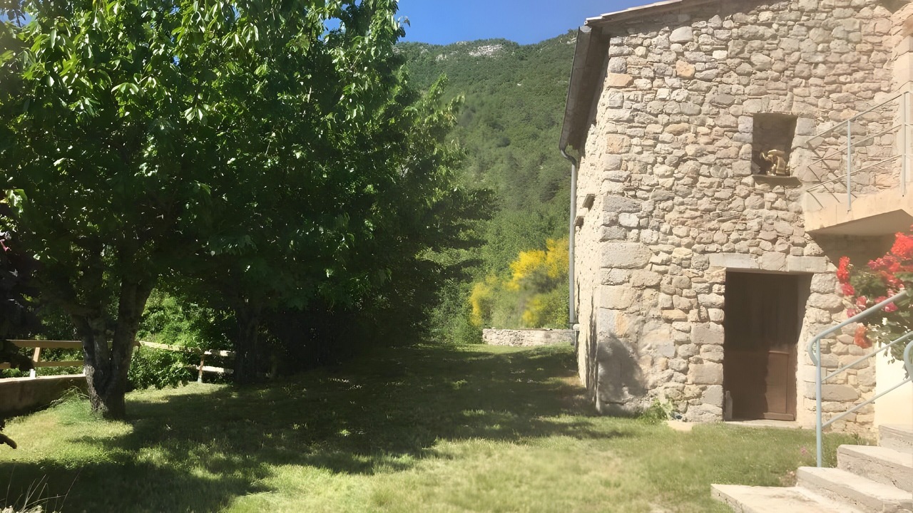 Photo of Outdoor in La Motte-Chalancon