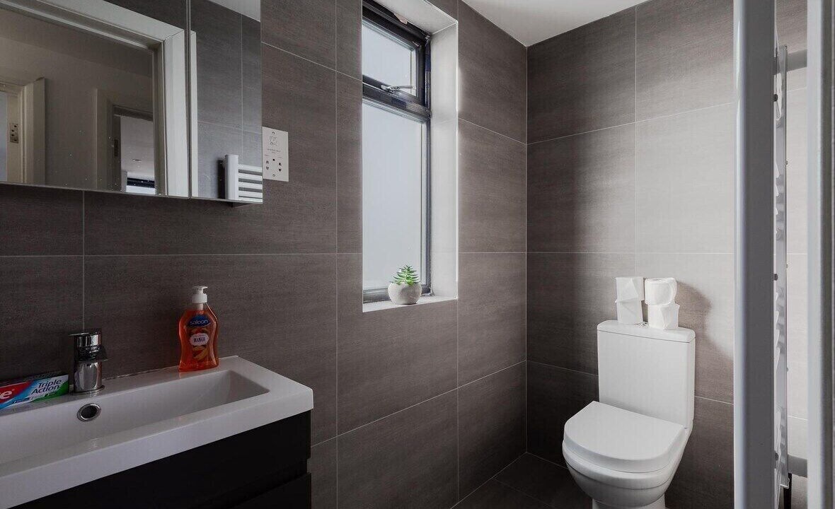 Photo of Bathroom in West Ealing