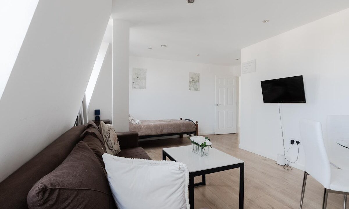 Photo of Bedroom in West Ealing