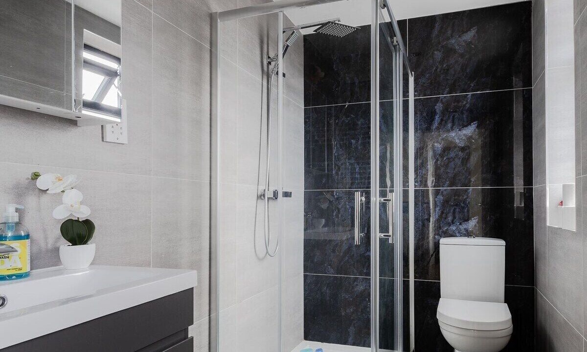 Photo of Bathroom in West Ealing