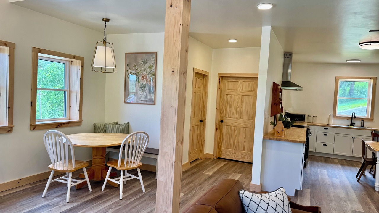 Photo of Others in New Woodstock