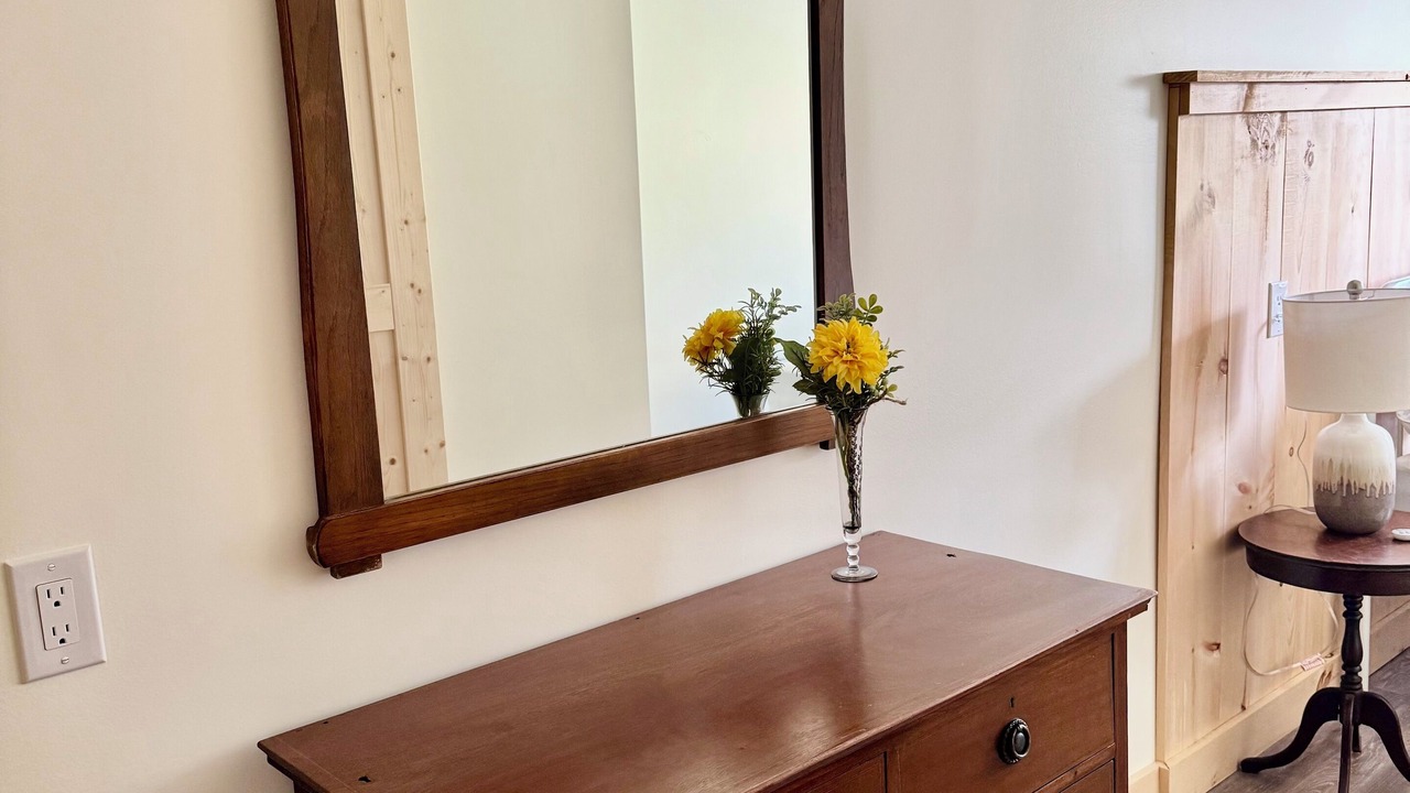 Photo of Others in New Woodstock