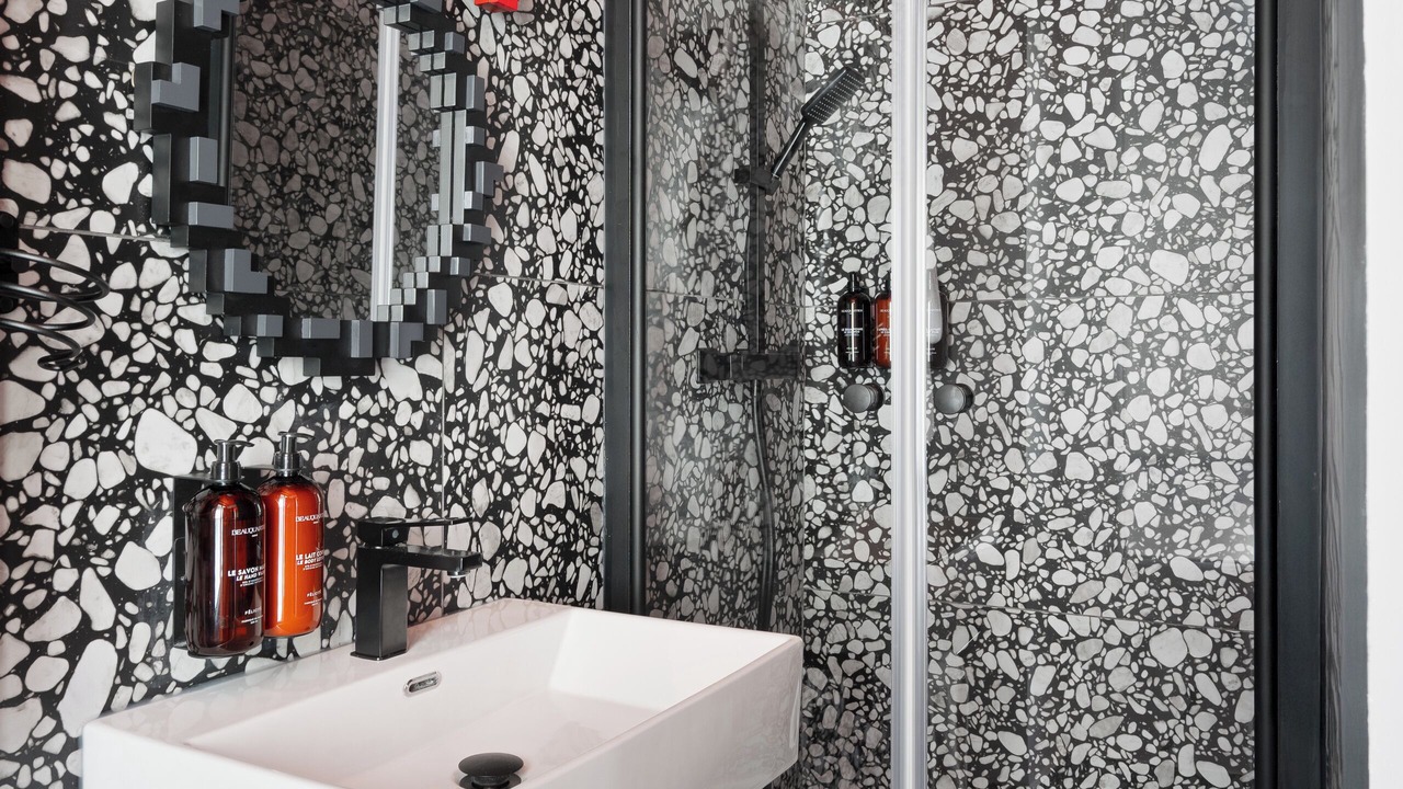 Photo of Bathroom in 11th Arrondissement