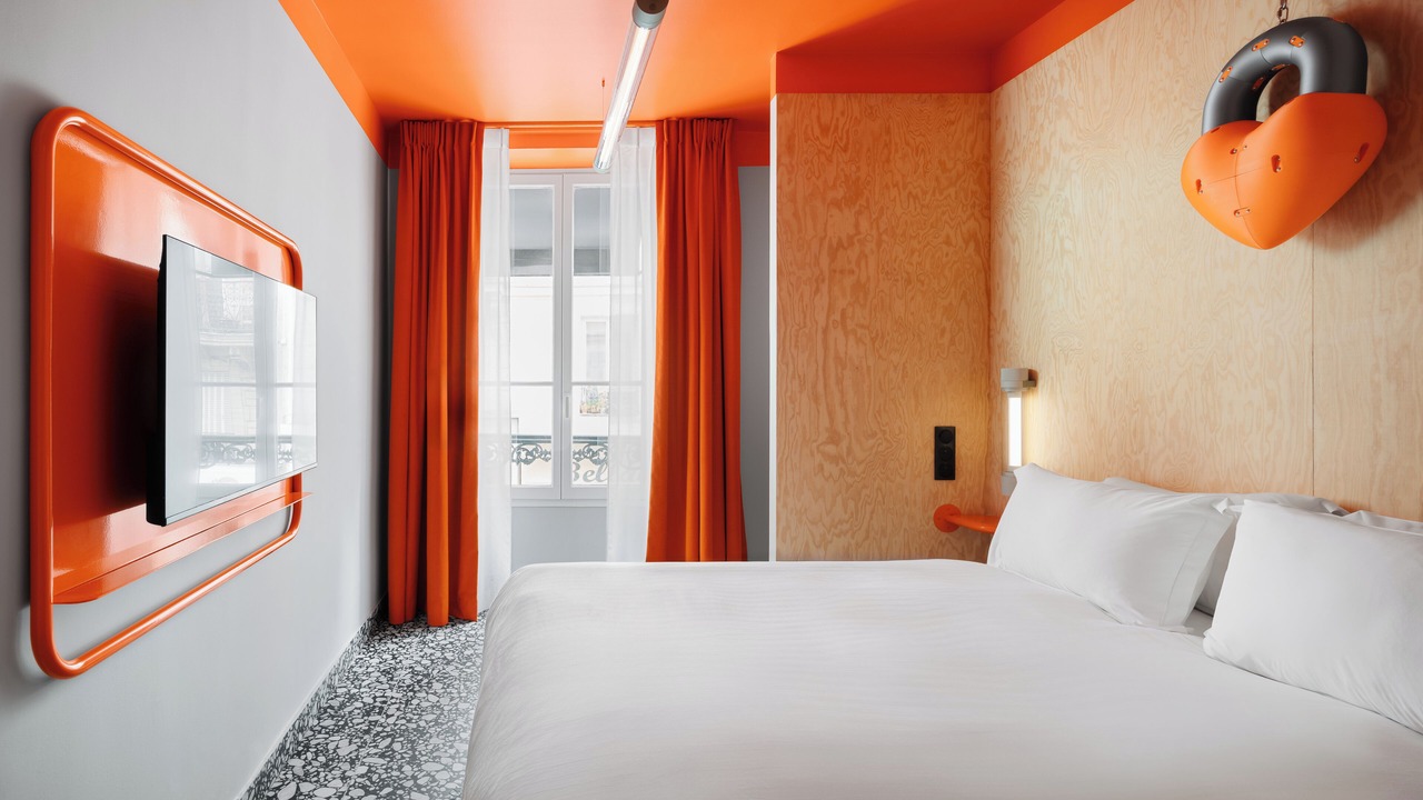 Photo of Bedroom in 11th Arrondissement