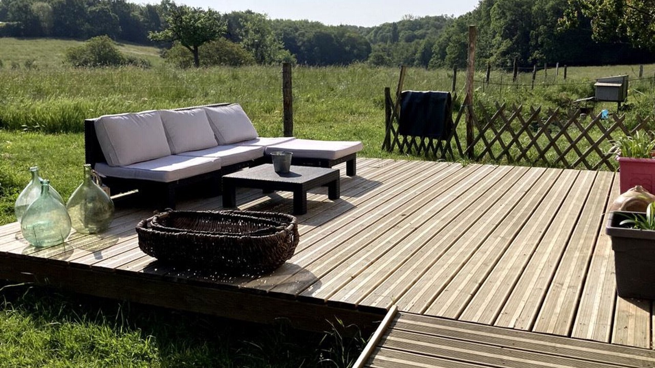 Photo of Patio Balcony in Bazouges-sur-le-Loir