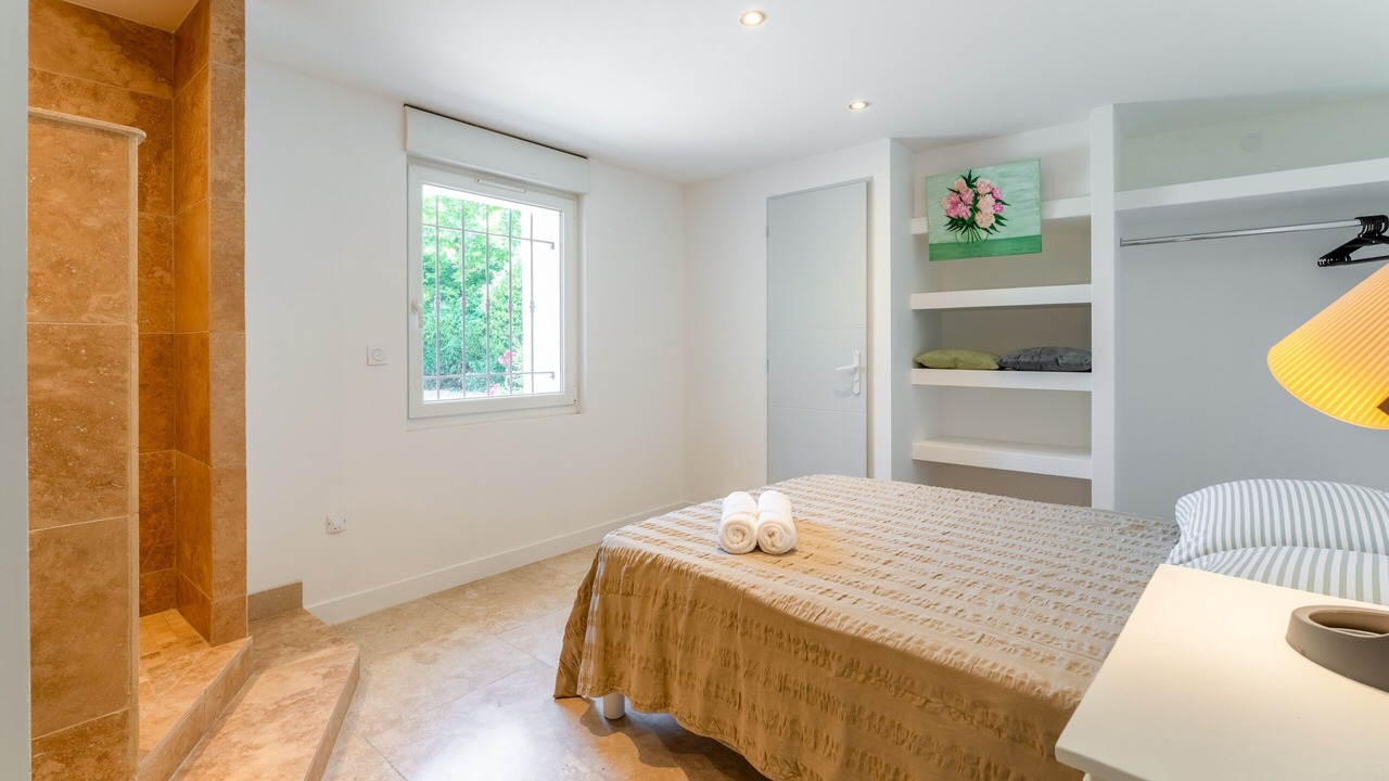 Photo of Bedroom in Mornas