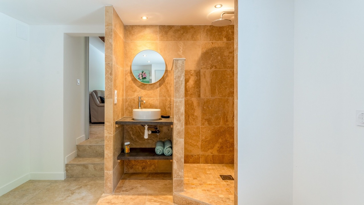 Photo of Bathroom in Mornas