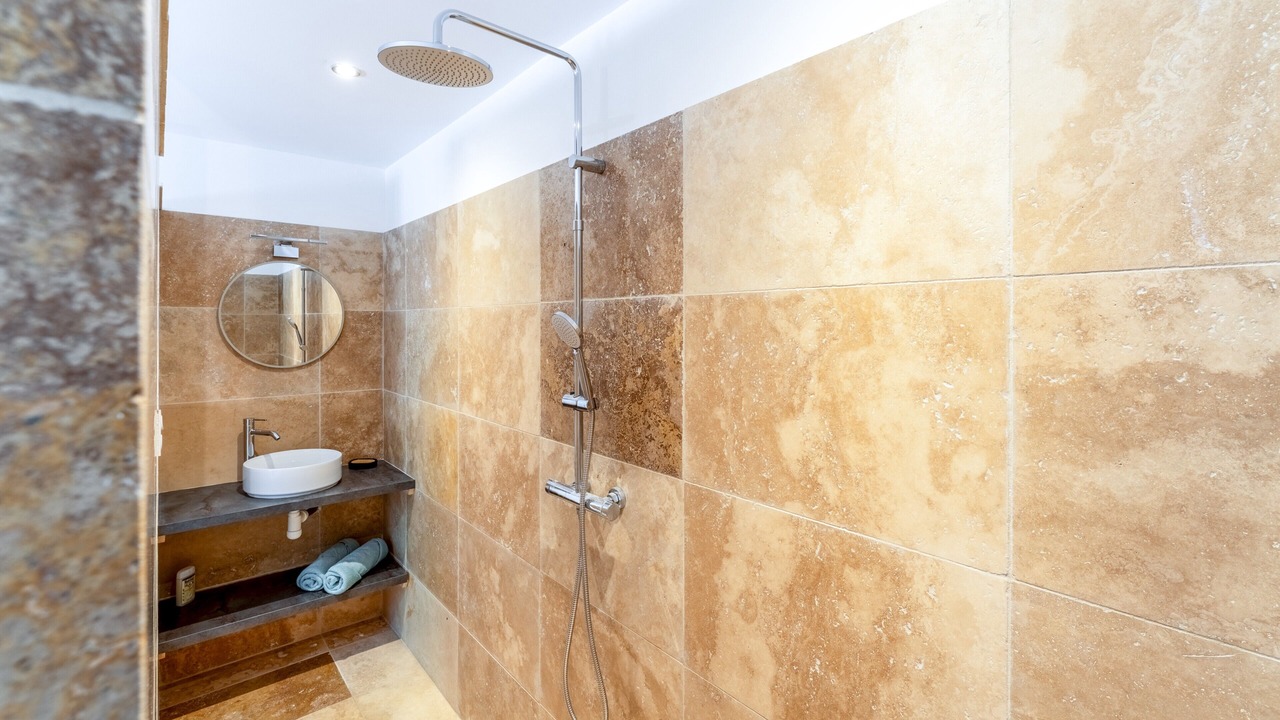 Photo of Bathroom in Mornas