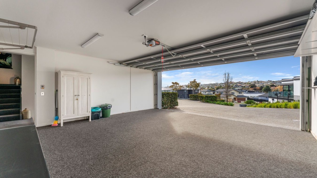 Photo of Others in Two Mile Bay