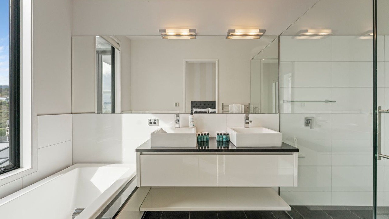 Photo of Bathroom in Two Mile Bay