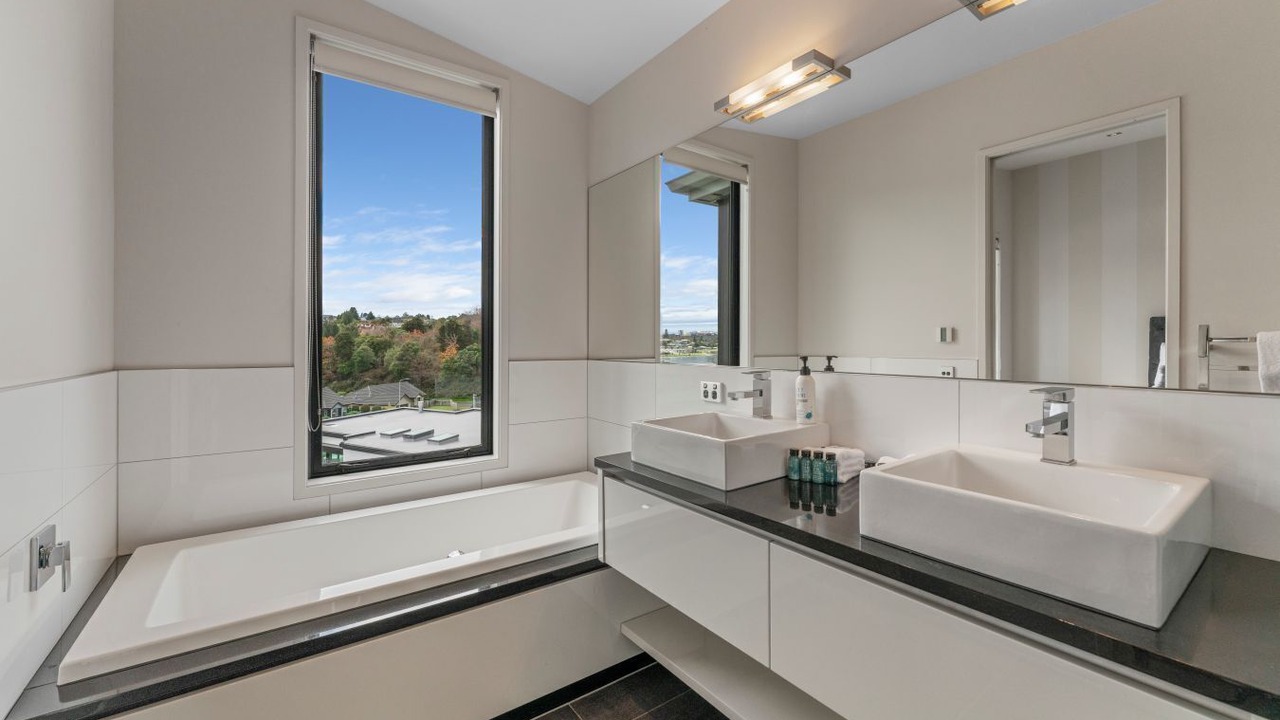 Photo of Bathroom in Two Mile Bay