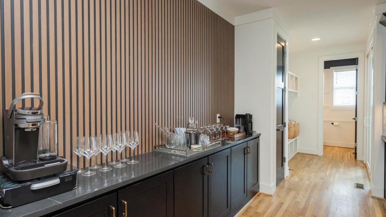 Photo of Kitchen in Eighth Avenue