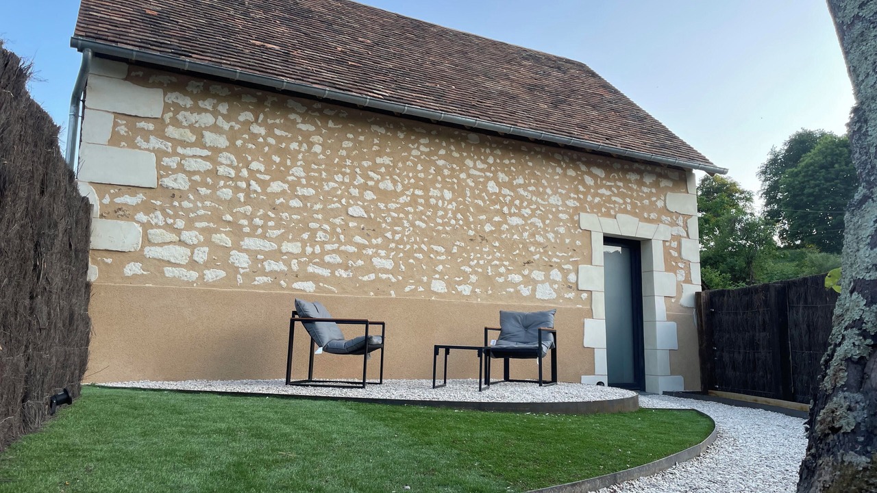 Photo of Outdoor in Yvre-le-Polin