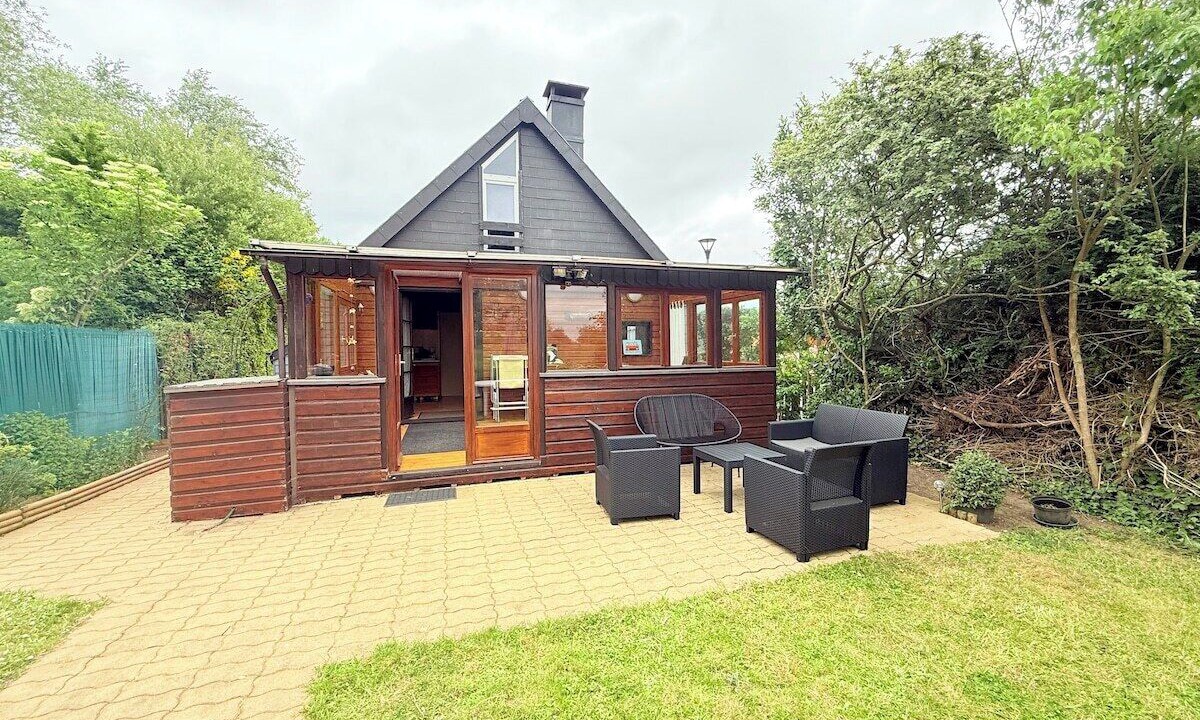 Photo of Patio Balcony in Merville-Franceville-Plage