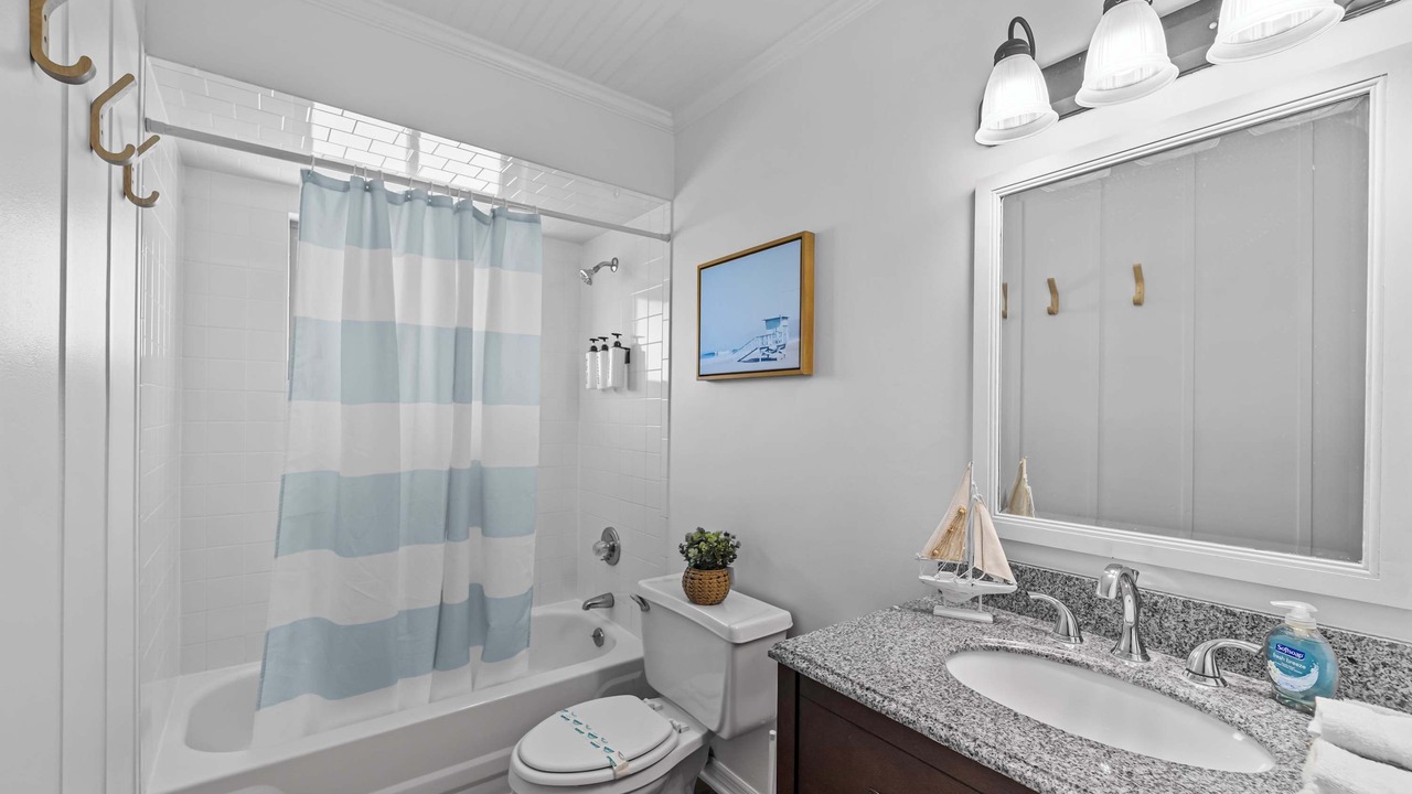 Photo of Bathroom in Marineland Acres