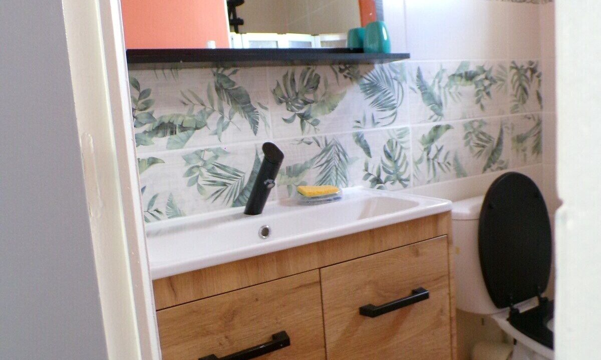 Photo of Bathroom in Saint-Come-de-Fresne