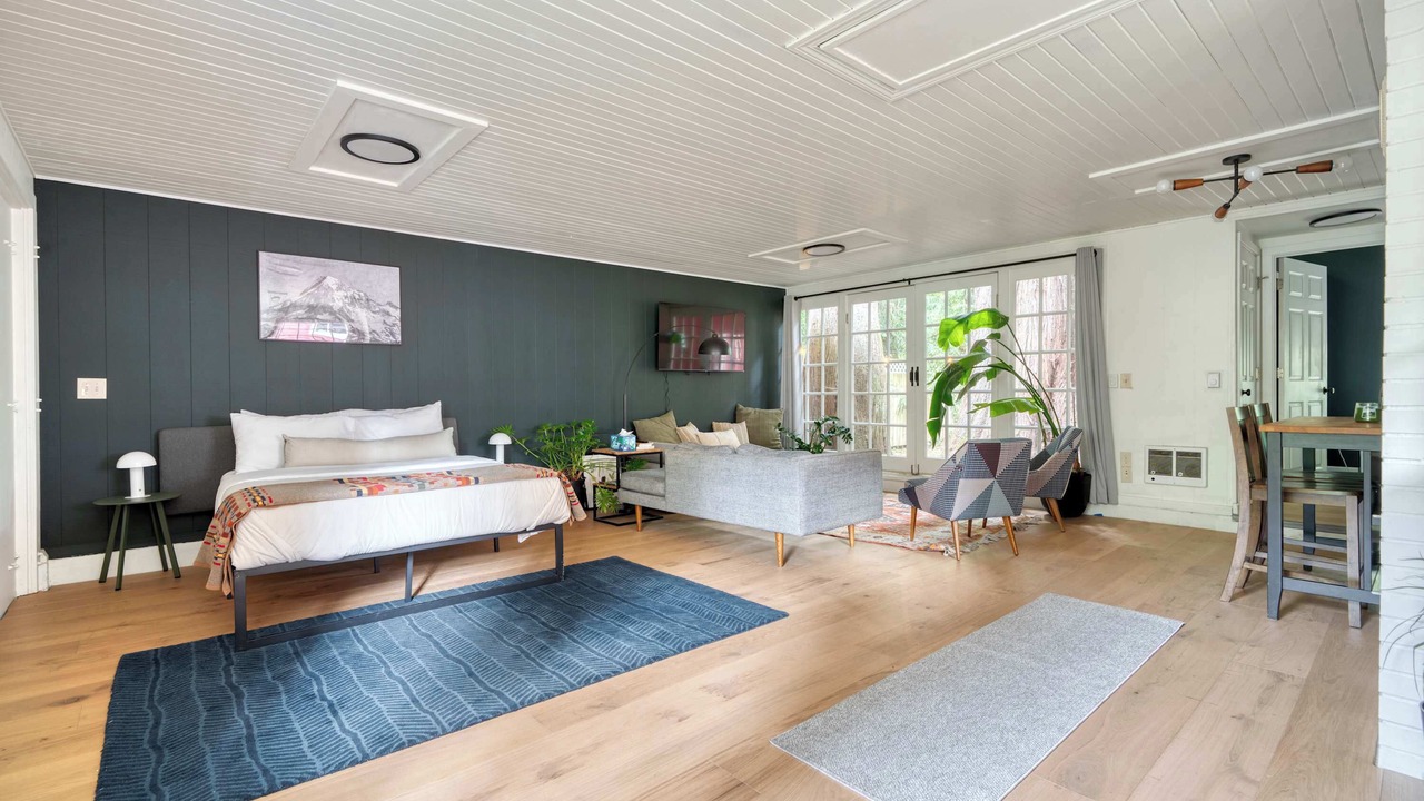 Photo of Bedroom in Sandy