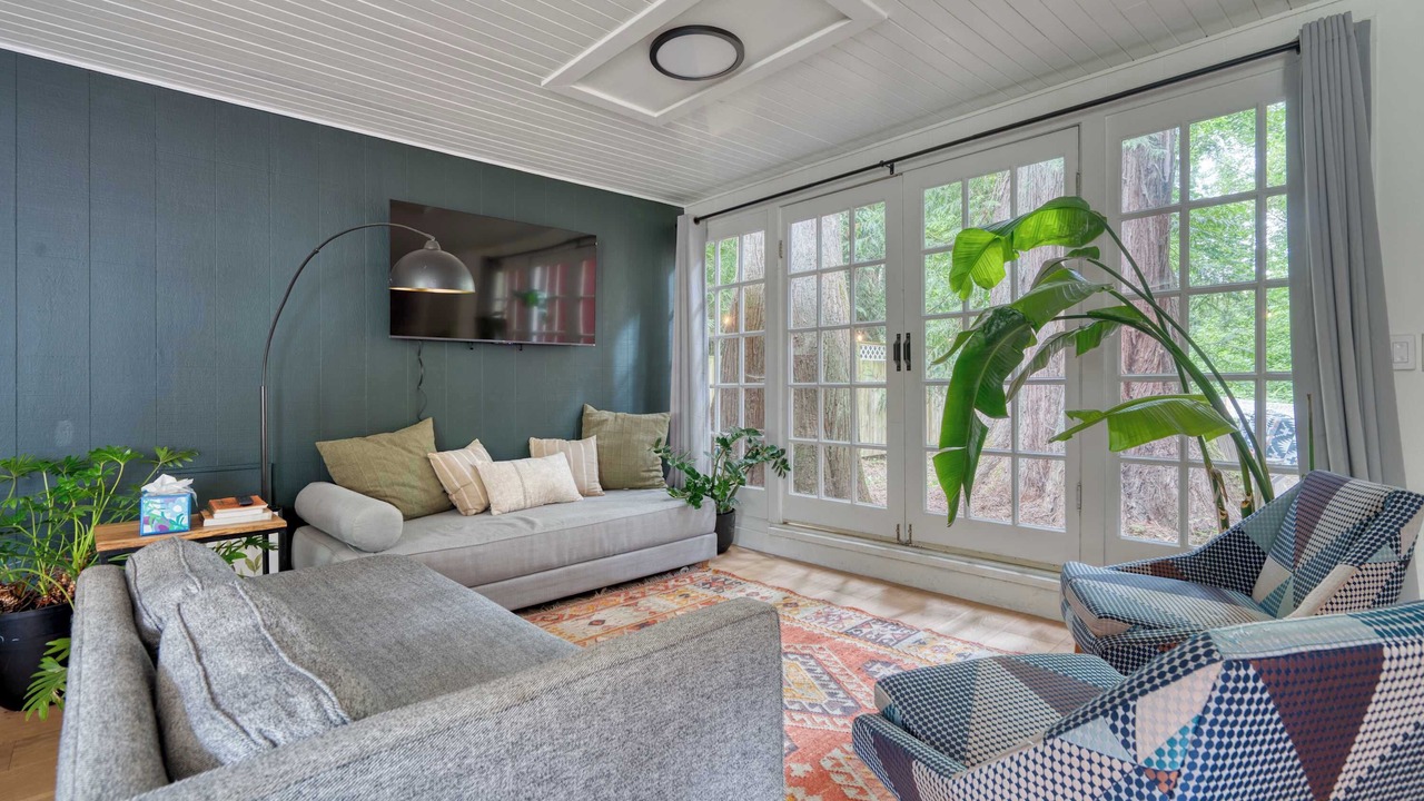 Photo of Livingroom in Sandy