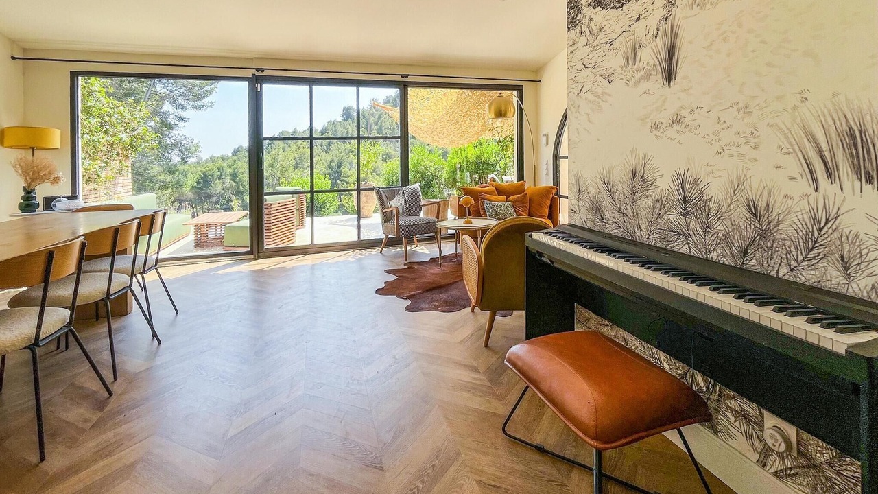 Photo of Bedroom in Les Baux-de-Provence