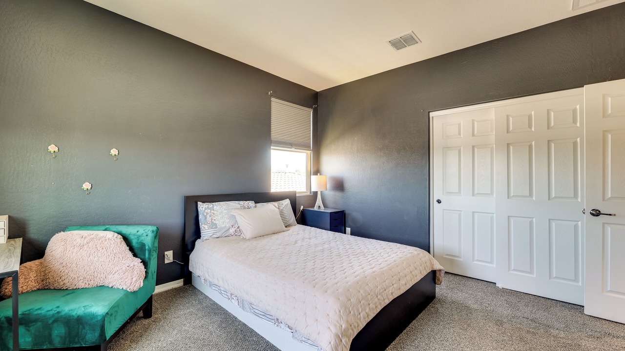Photo of Bedroom in Canyon Trails