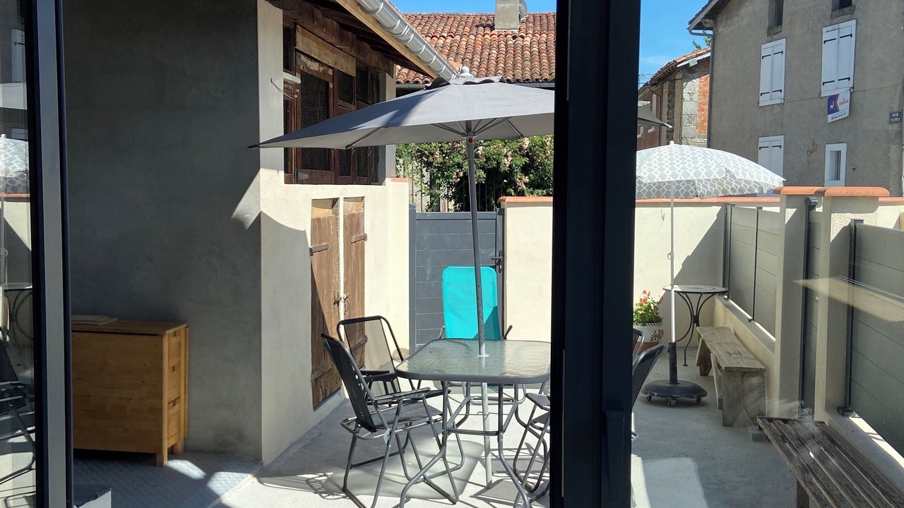 Photo of Others in Lorp-Sentaraille