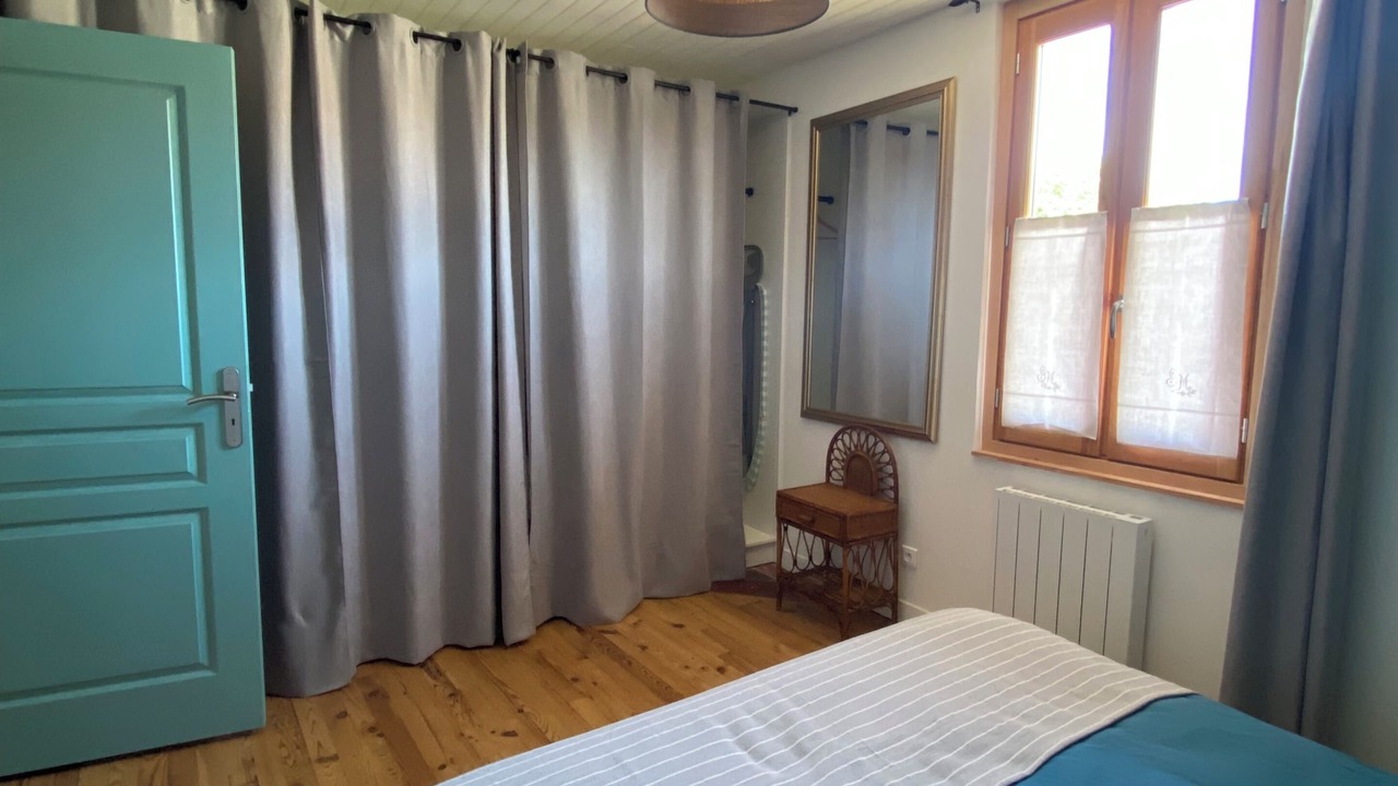 Photo of Bedroom in Lorp-Sentaraille