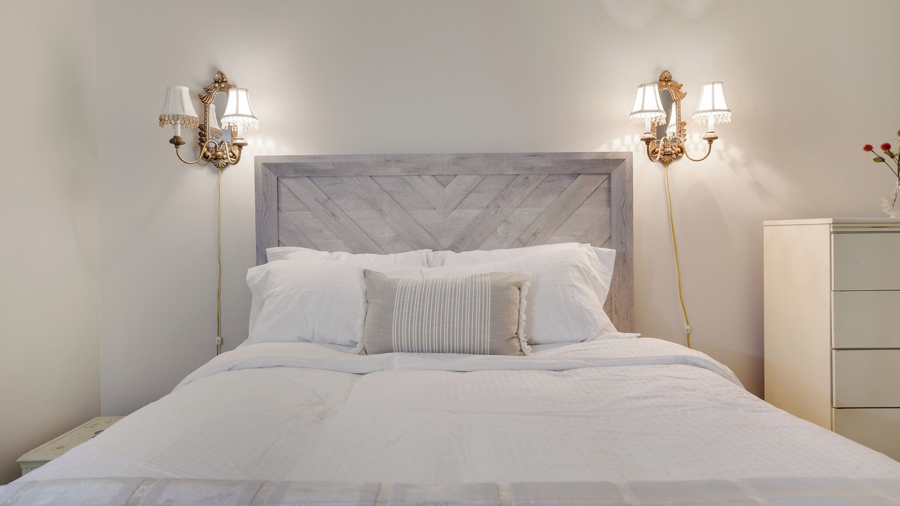 Photo of Bedroom in Rowland