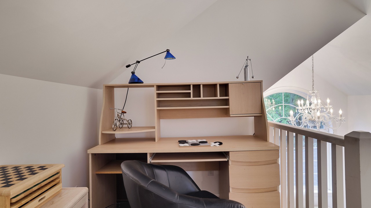 Photo of Others in Rowland