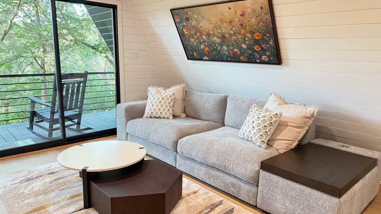 Photo of Livingroom in Pottsboro