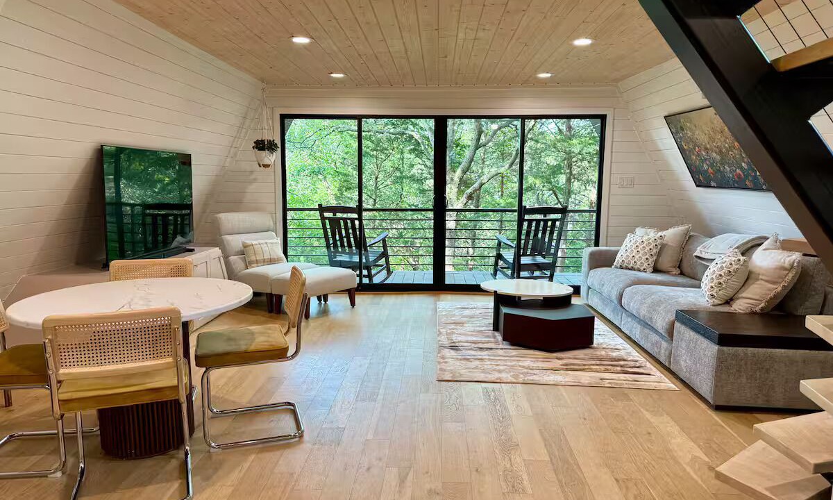 Photo of Livingroom in Pottsboro