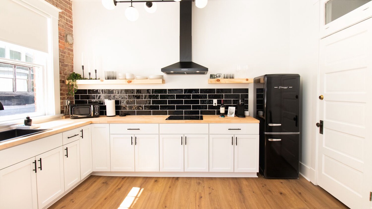 Photo of Kitchen in East of Broadway