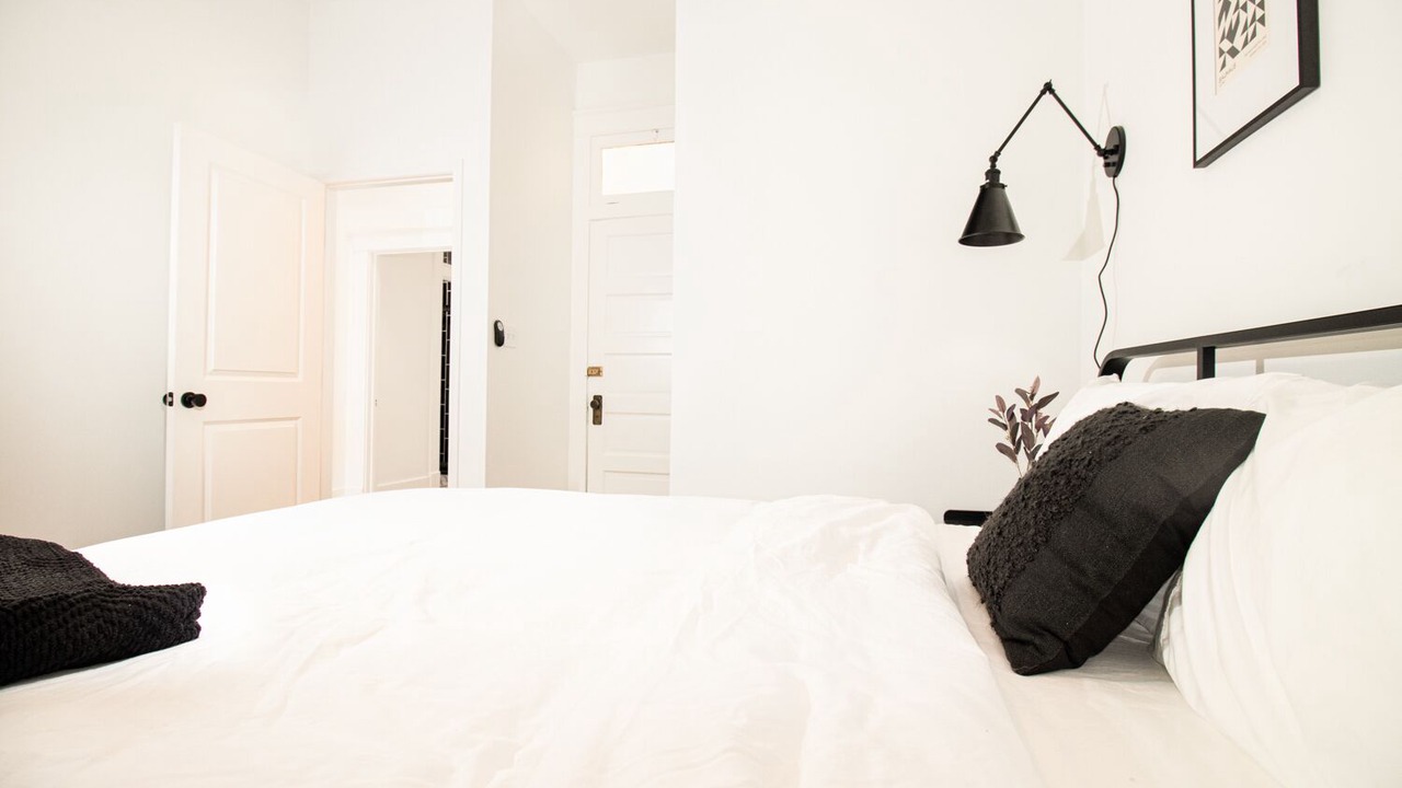 Photo of Bedroom in East of Broadway