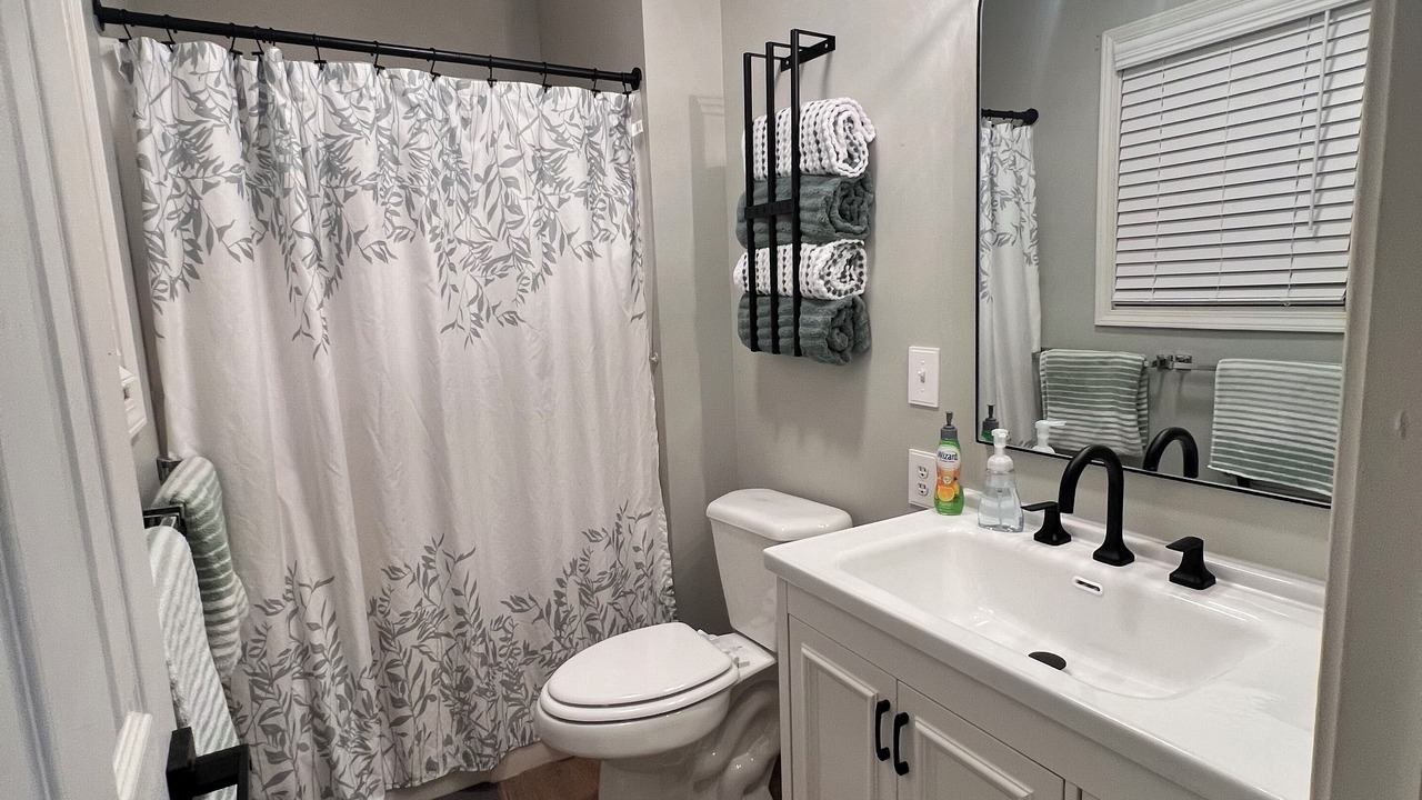 Photo of Bathroom in Benton