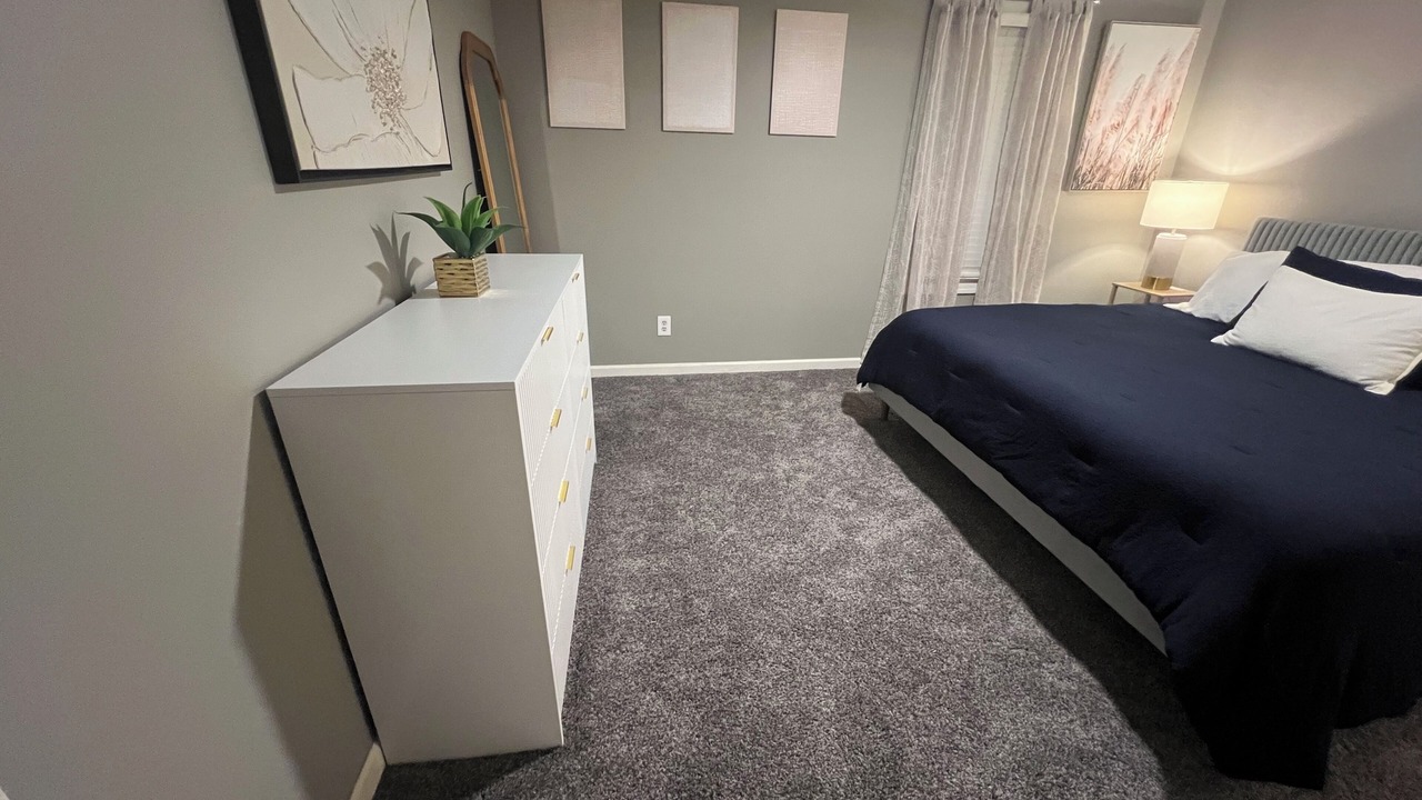 Photo of Bedroom in Benton