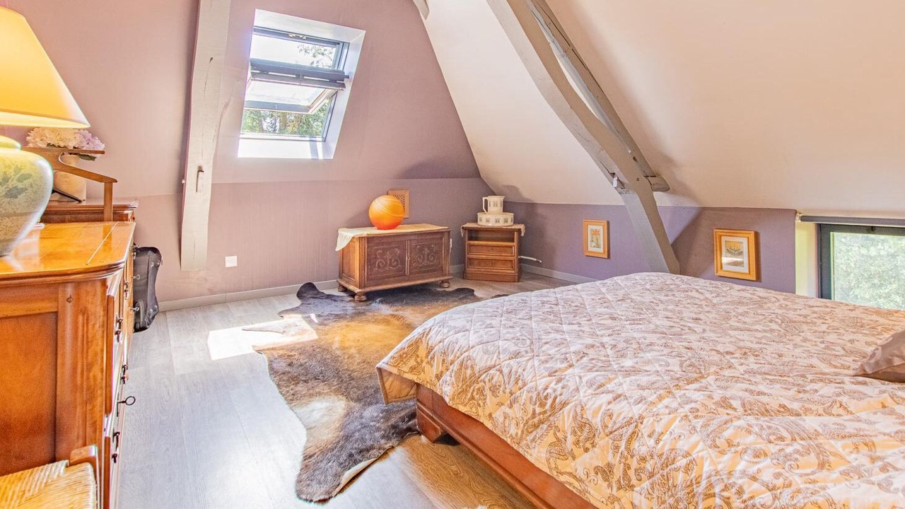 Photo of Bedroom in Anzy-le-Duc
