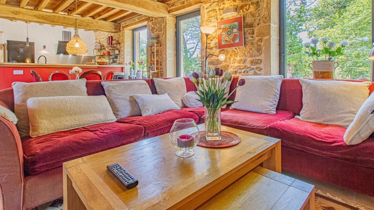 Photo of Livingroom in Anzy-le-Duc