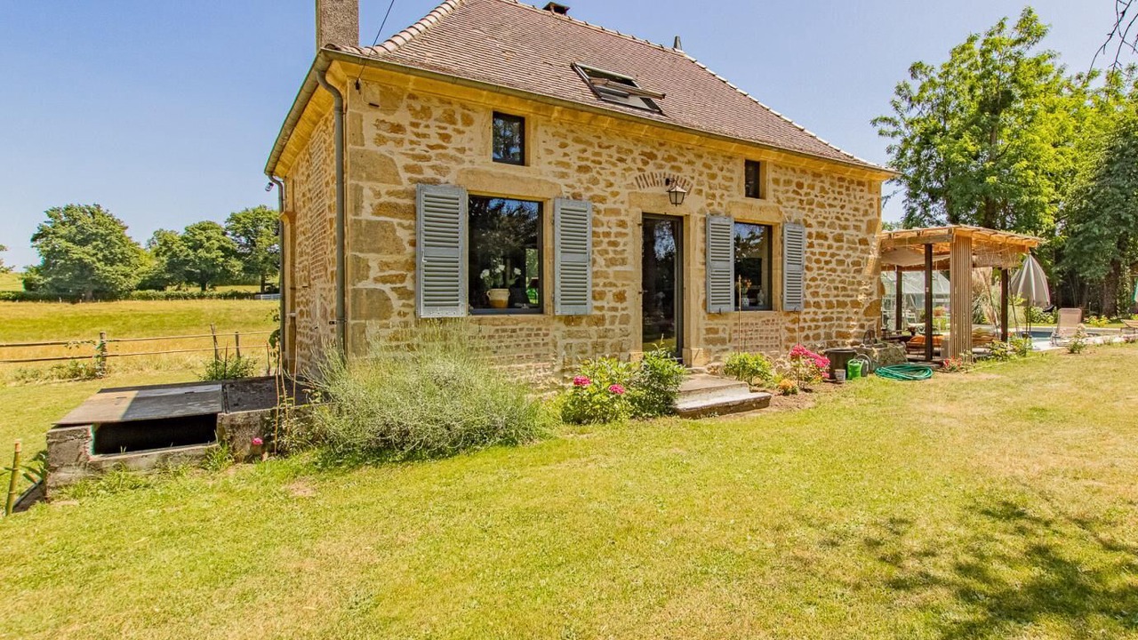Photo of Outdoor in Anzy-le-Duc