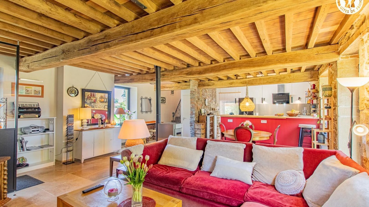 Photo of Livingroom in Anzy-le-Duc