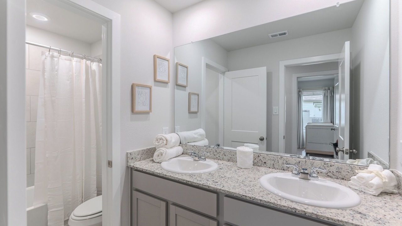 Photo of Bathroom in Magnolia