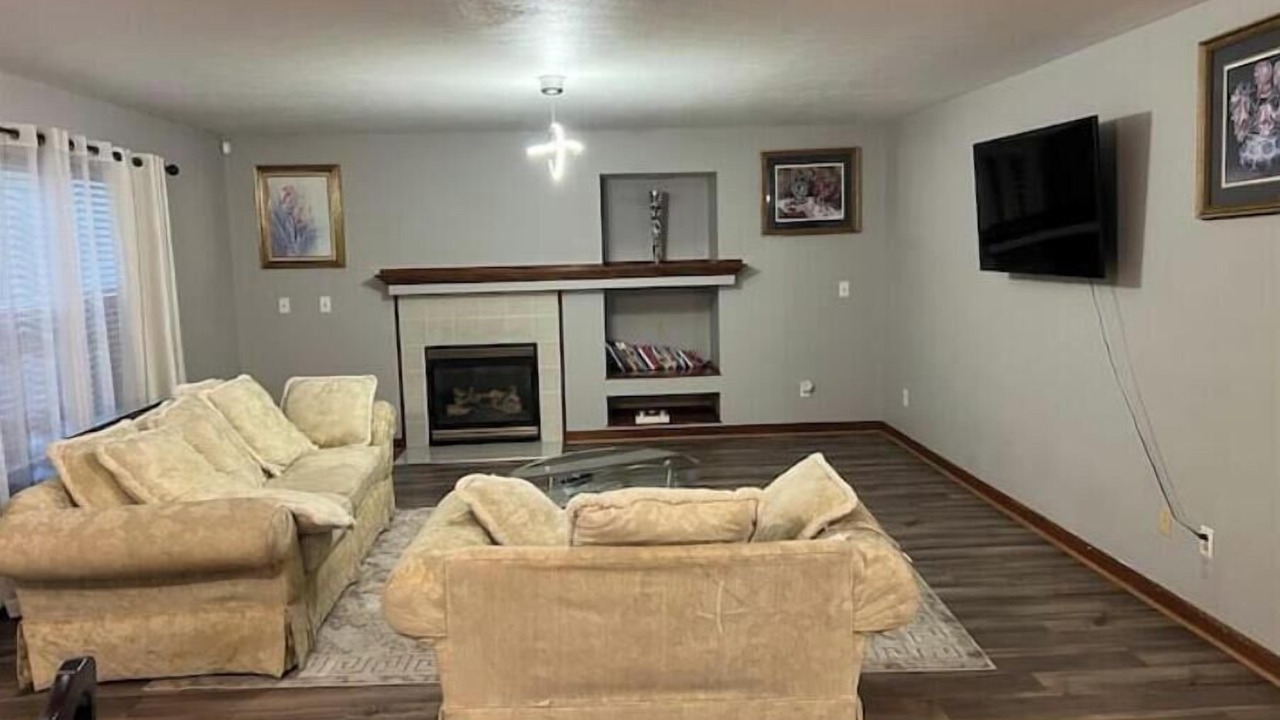 Photo of Livingroom in Reynoldsburg