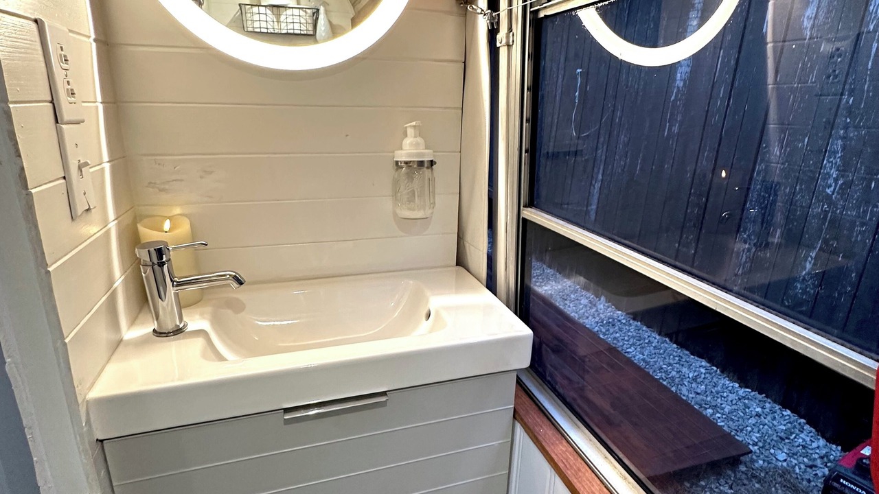 Photo of Bathroom in Stanton