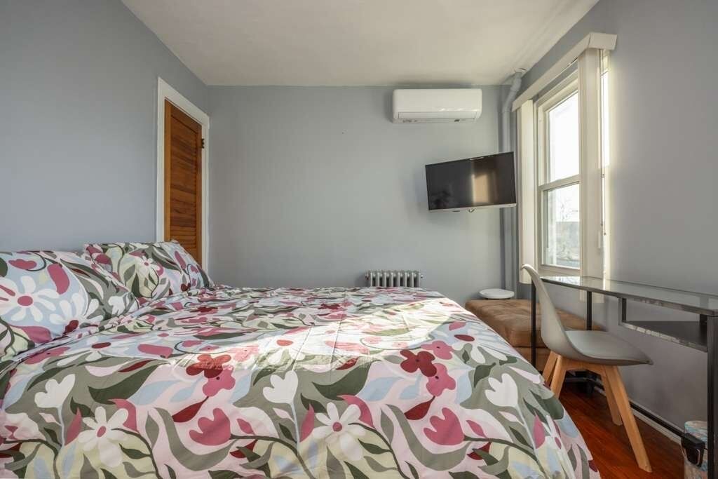 Photo of Bedroom in Flatlands