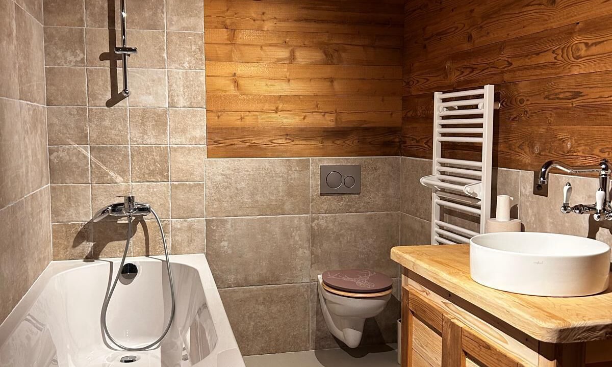 Photo of Bathroom in Saint-Cergue