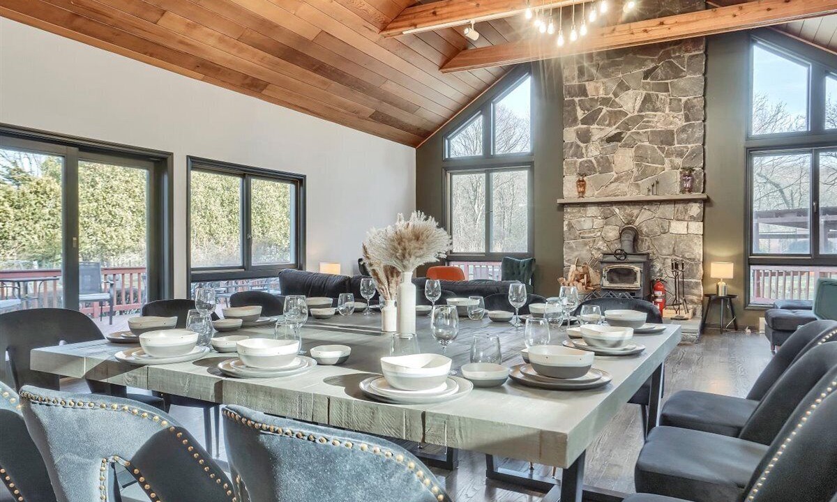 Photo of Others in Monroe