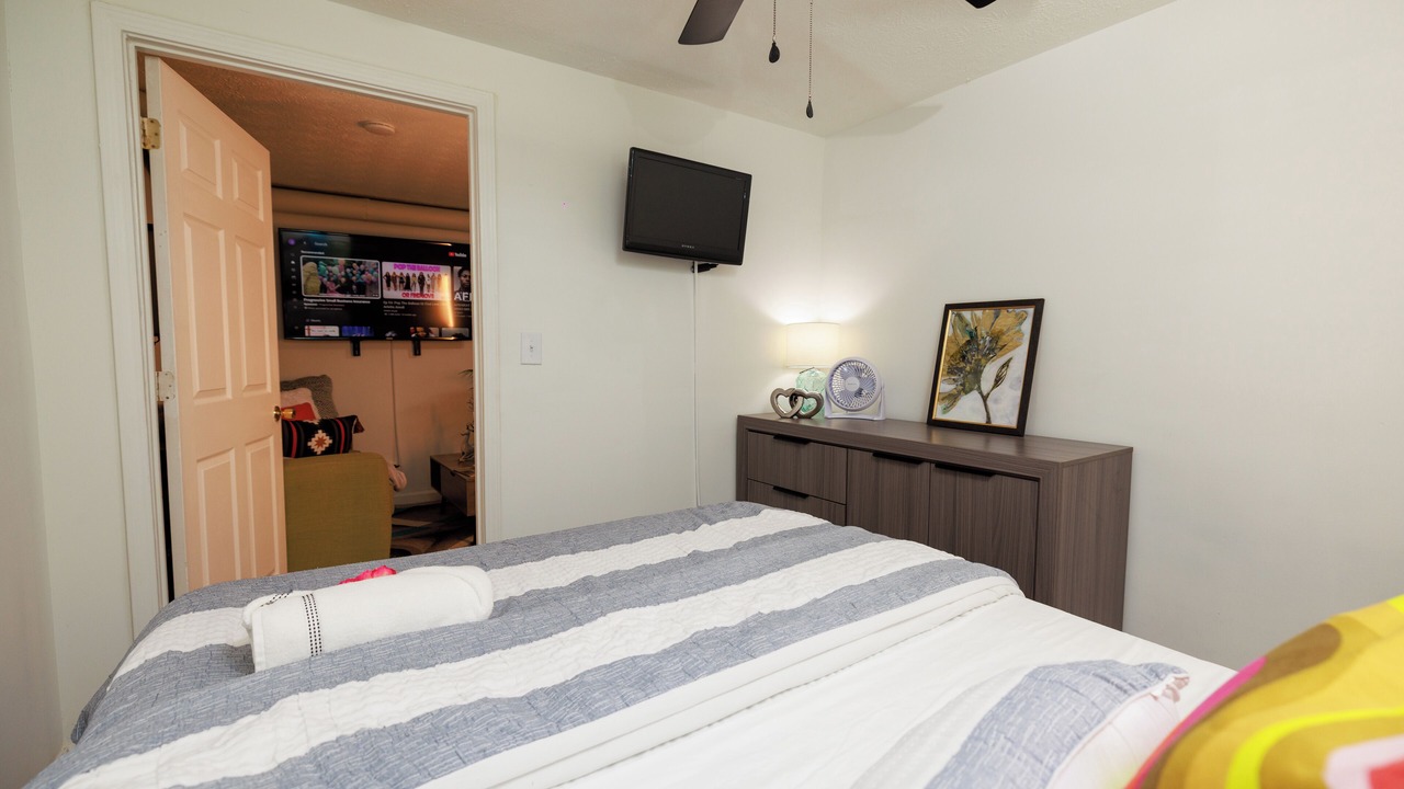 Photo of Bedroom in Lawrenceville